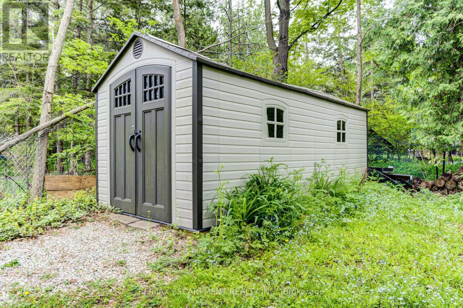 109 Hope Street, Blue Mountains, Ontario  L9Y 0L1 - Photo 43 - X12165351