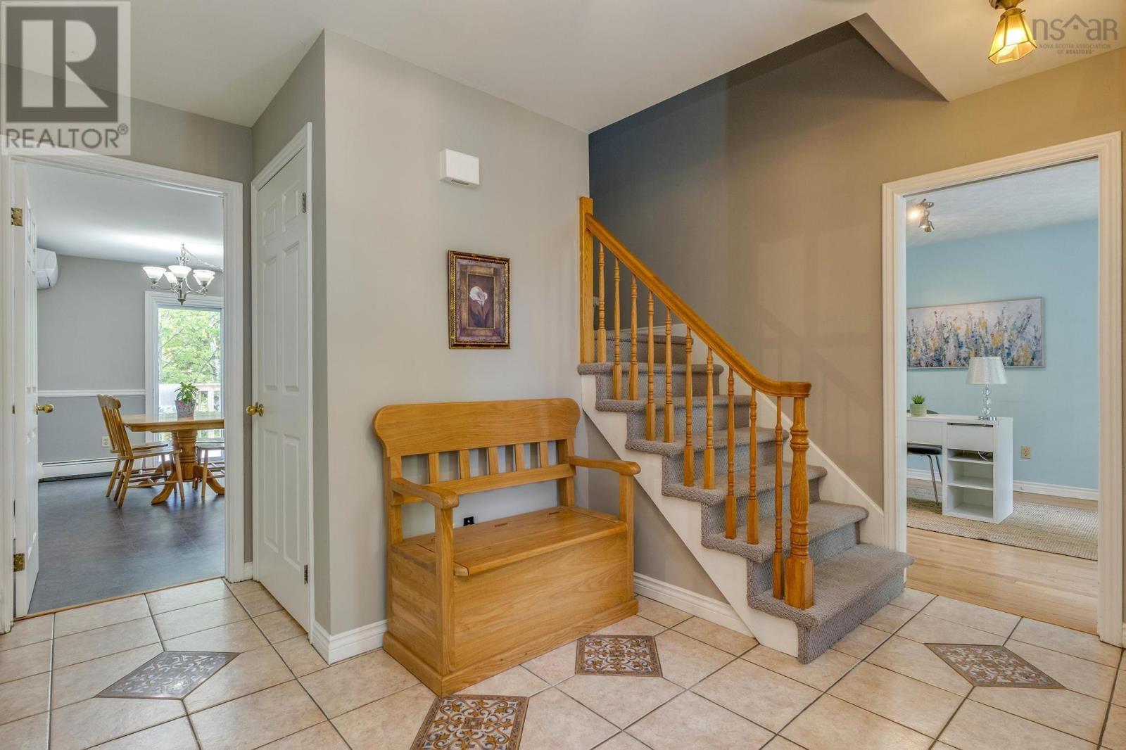 Property at 90 Riverview Crescent image 5