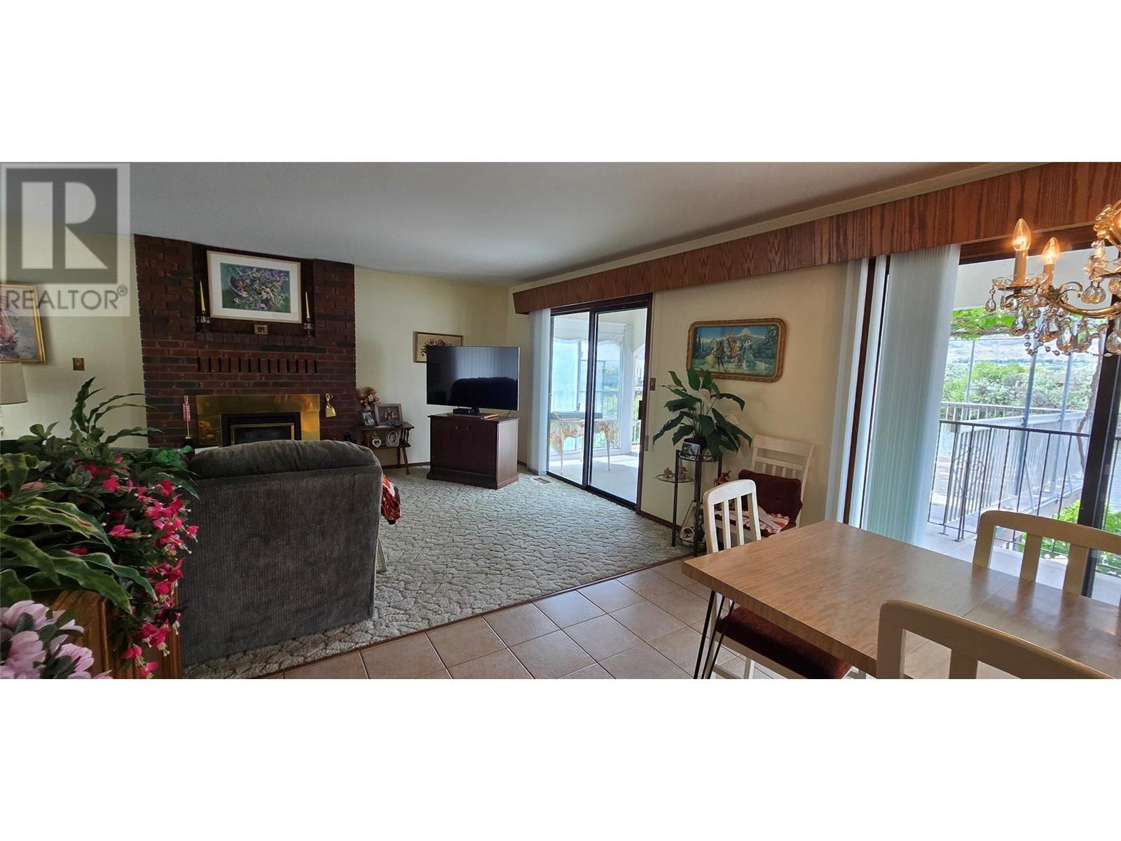 26 Bayview Crescent, Osoyoos, British Columbia  V0H 1v6 - Photo 12 - 10348098