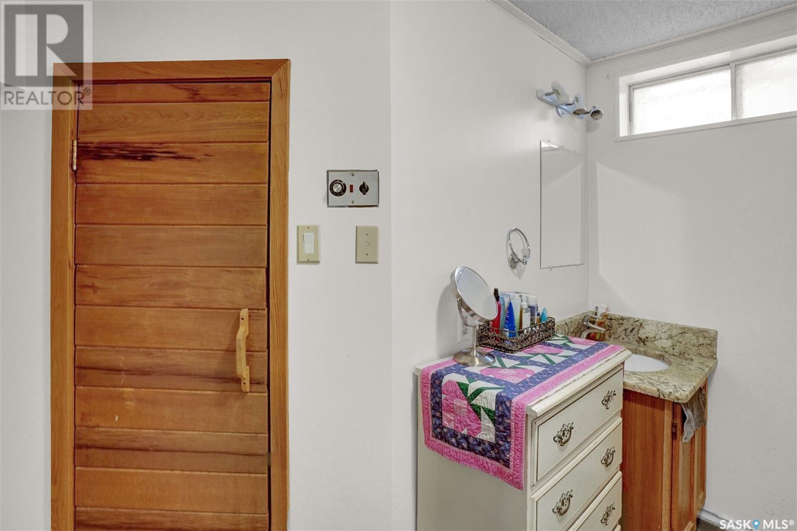 2782 Schweitzer Drive, Regina, Saskatchewan  S4V 1C5 - Photo 22 - SK006437