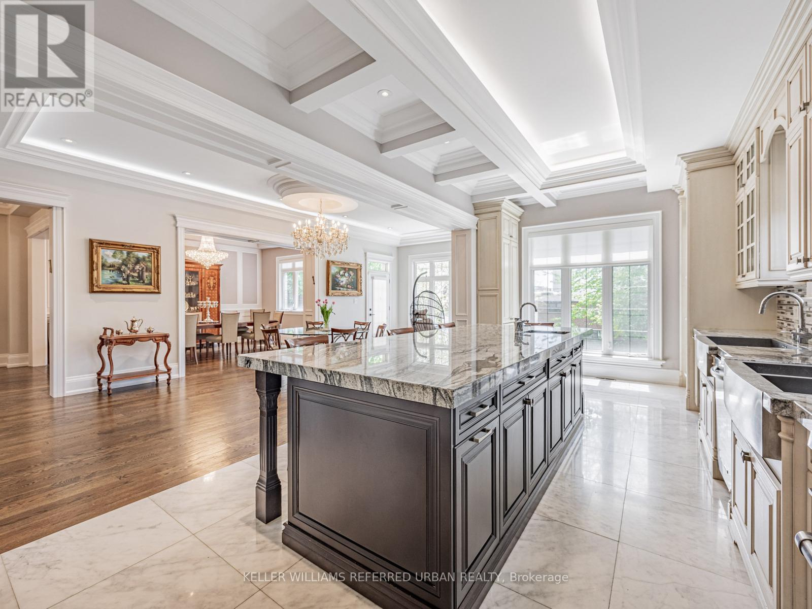 525 Glencairn Avenue, Toronto, Ontario  M6B 1Z2 - Photo 12 - C12165389