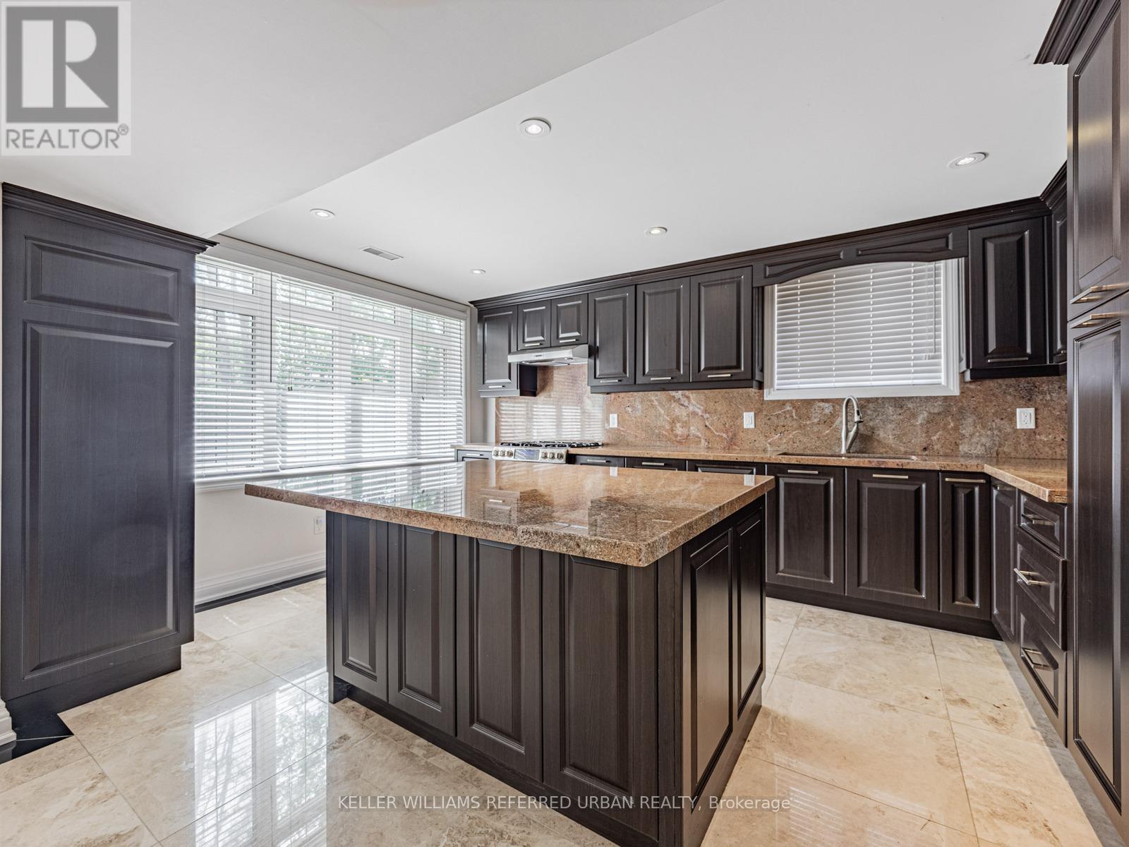 525 Glencairn Avenue, Toronto, Ontario  M6B 1Z2 - Photo 24 - C12165389