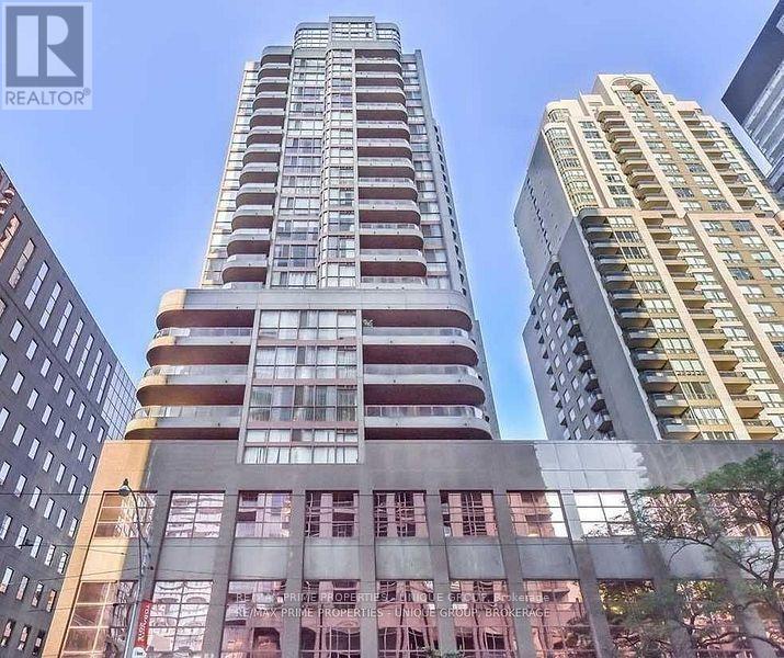 512 - 736 Bay Street, Toronto, Ontario  M5G 1N6 - Photo 1 - C12165436