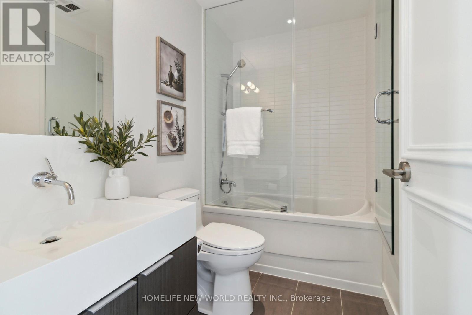 4202 - 110 Charles Street E, Toronto, Ontario  M4Y 1T5 - Photo 35 - C12165437