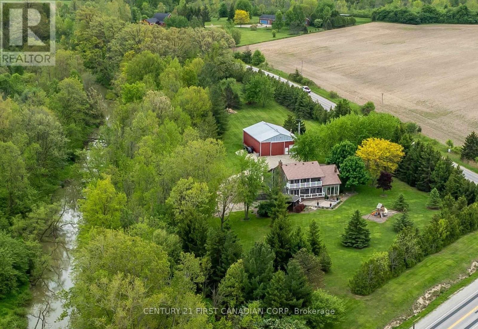 6210 Confederation Line, Warwick, Ontario  N0M 2S0 - Photo 1 - X12159546