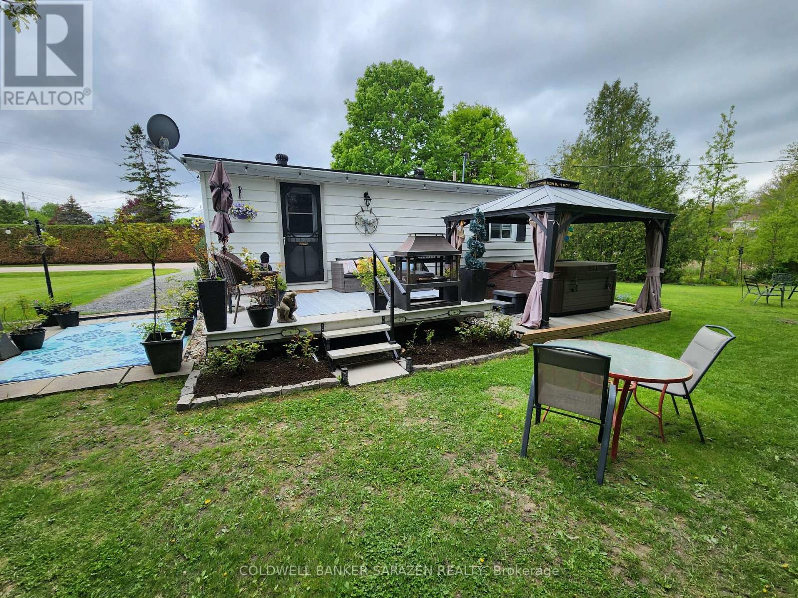 836 Munro Drive, Mcnab/braeside, Ontario  K7S 3G8 - Photo 2 - X12164617