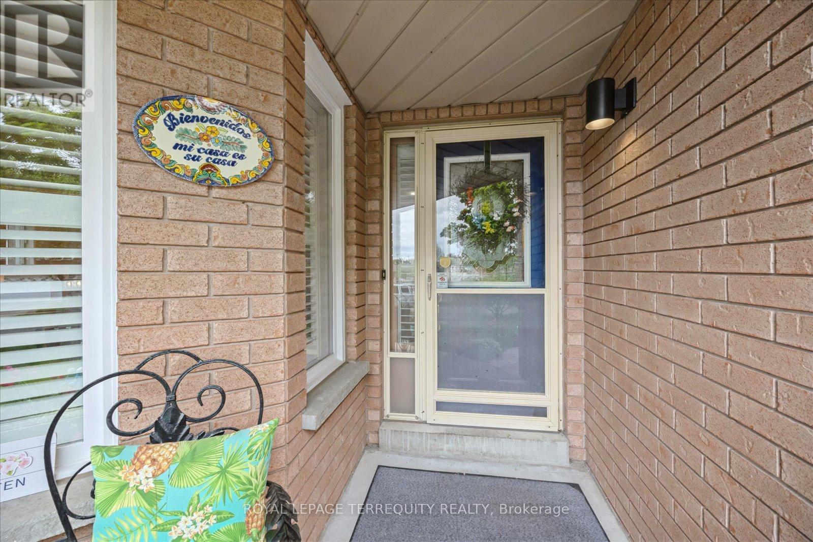 61 Eldridge Place, Whitby (Pringle Creek), Ontario  L1N 9E5 - Photo 4 - E12165424