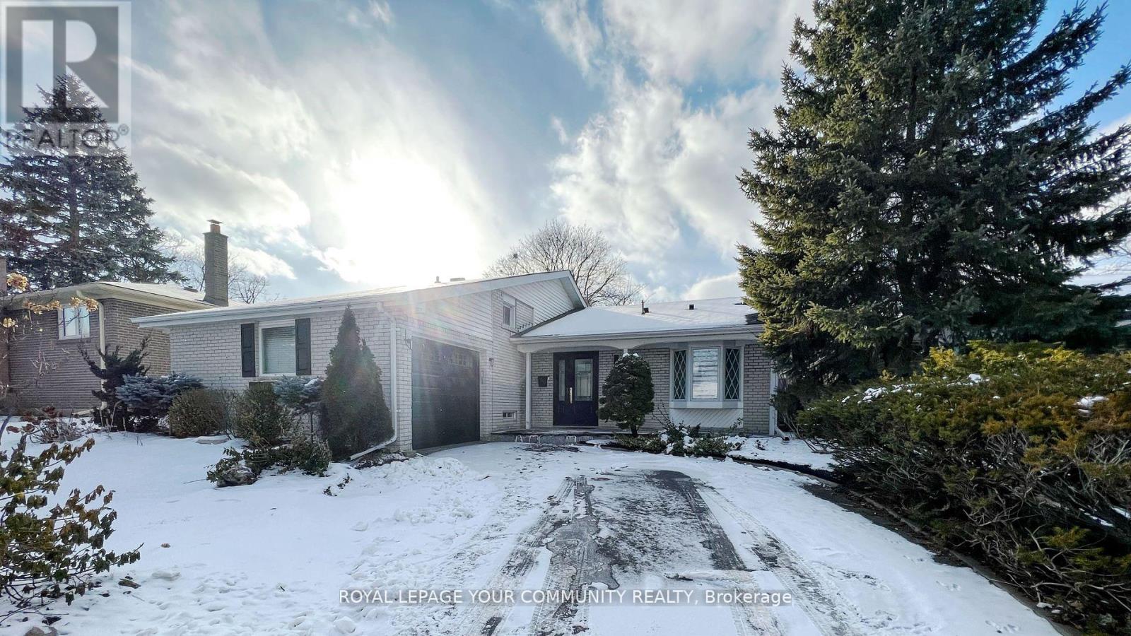 Lower - 32 Castor Crescent, Toronto, Ontario  M1G 3R2 - Photo 19 - E12165460