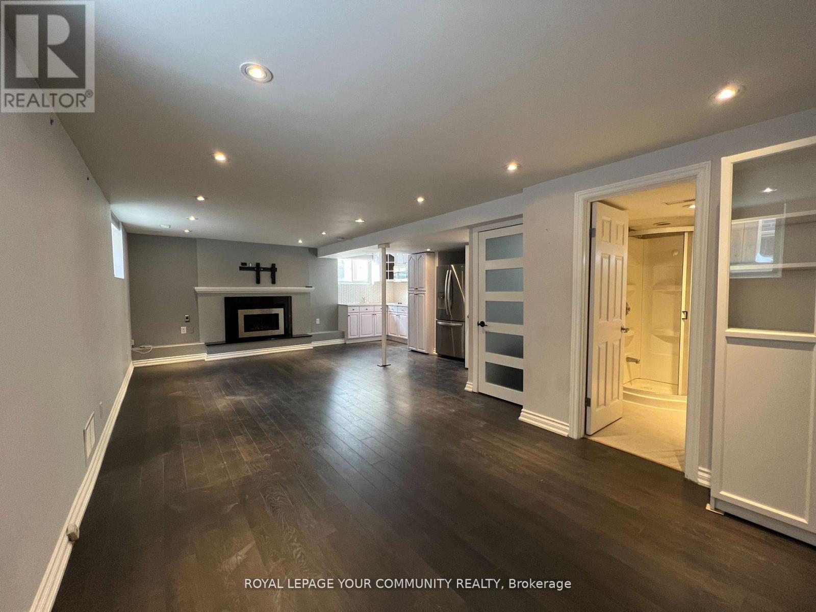 Lower - 32 Castor Crescent, Toronto, Ontario  M1G 3R2 - Photo 4 - E12165460