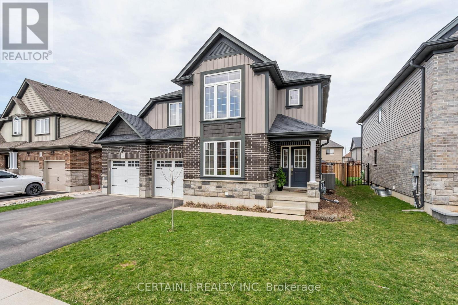 16 ANDERSON CRESCENT, Stratford, Ontario