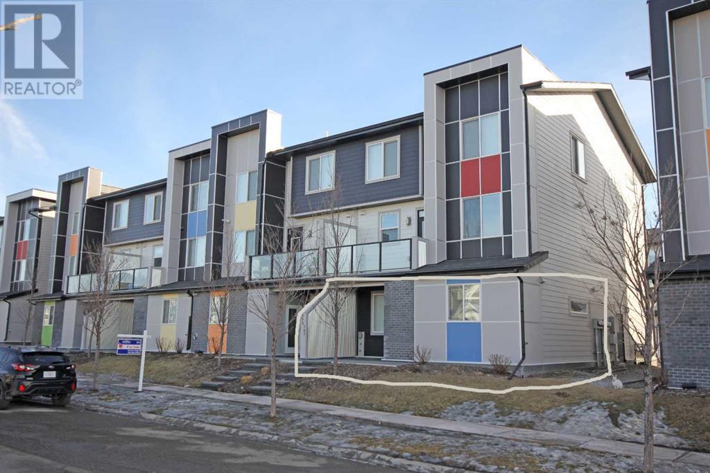147 Redstone Drive Ne, Calgary, Alberta  T3N 1M5 - Photo 2 - A2197866