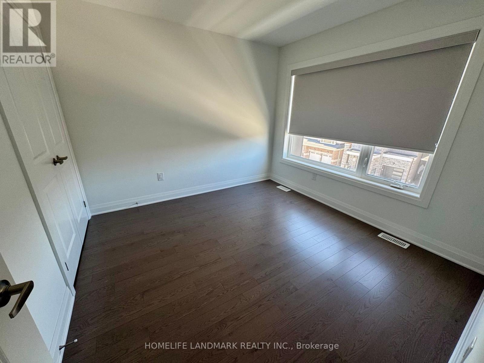 7 Wisla Avenue, Markham, Ontario  L6C 3M1 - Photo 7 - N12165432