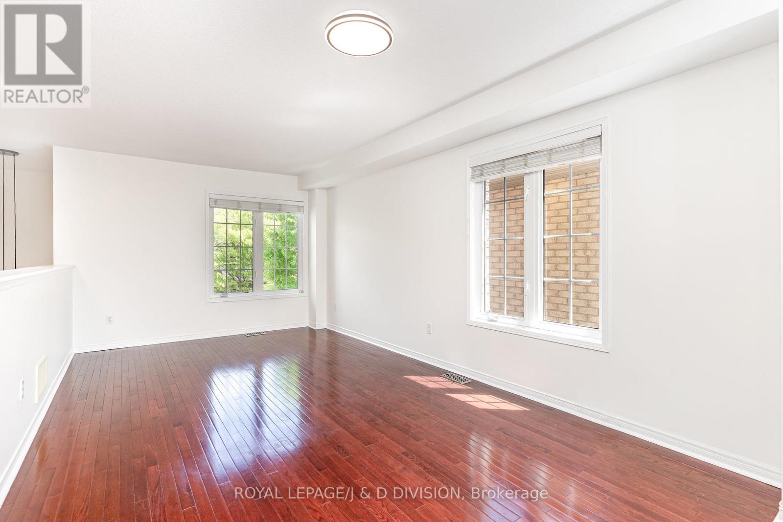 Property at 8 JOHN ALLAN CAMERON STREET image 4