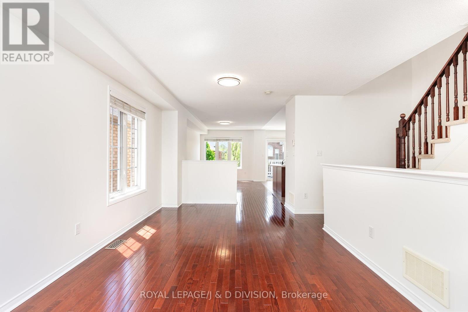 Property at 8 JOHN ALLAN CAMERON STREET image 5