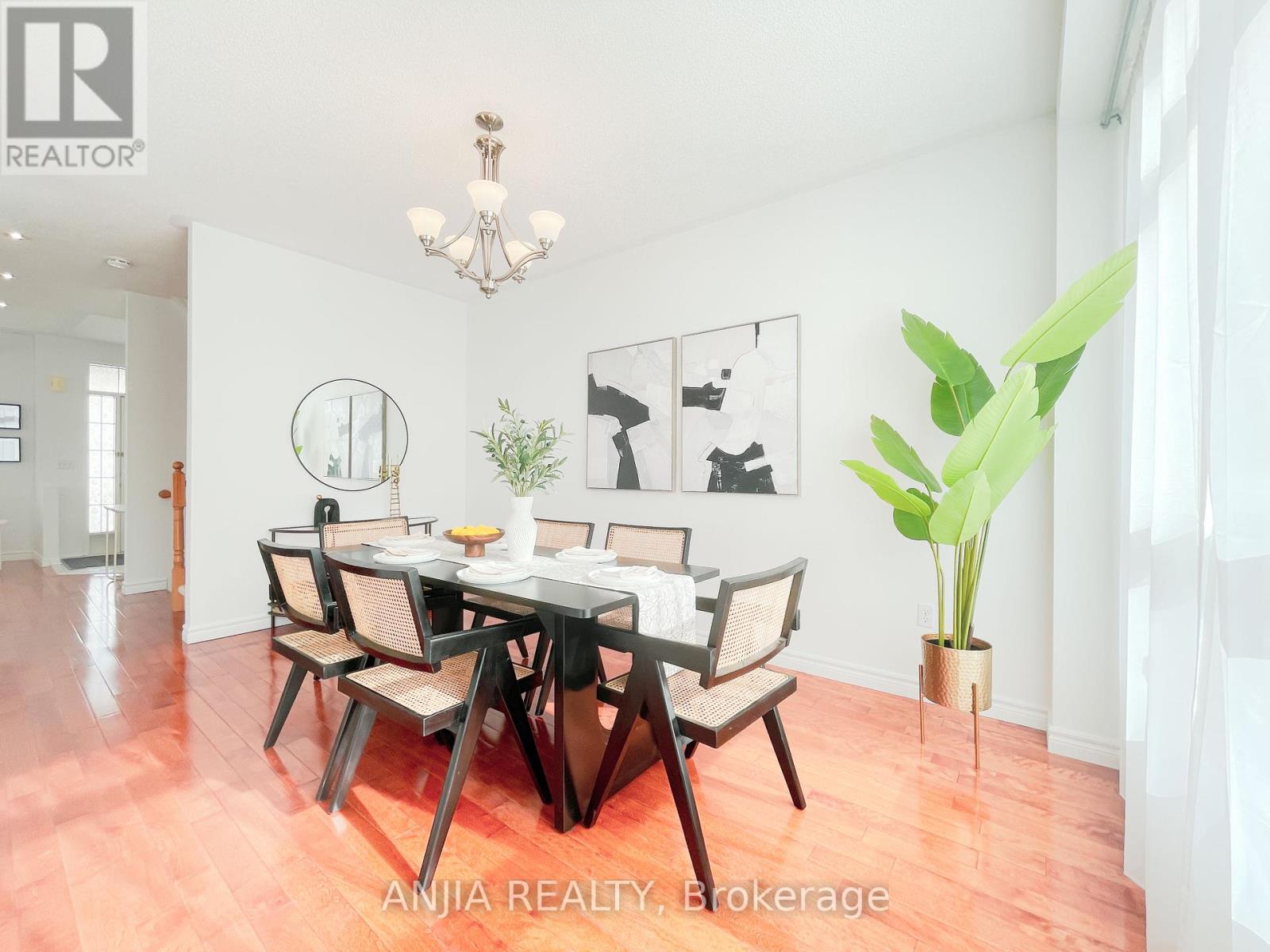 24 Crawford Street, Markham, Ontario  L6C 2L4 - Photo 22 - N12165502