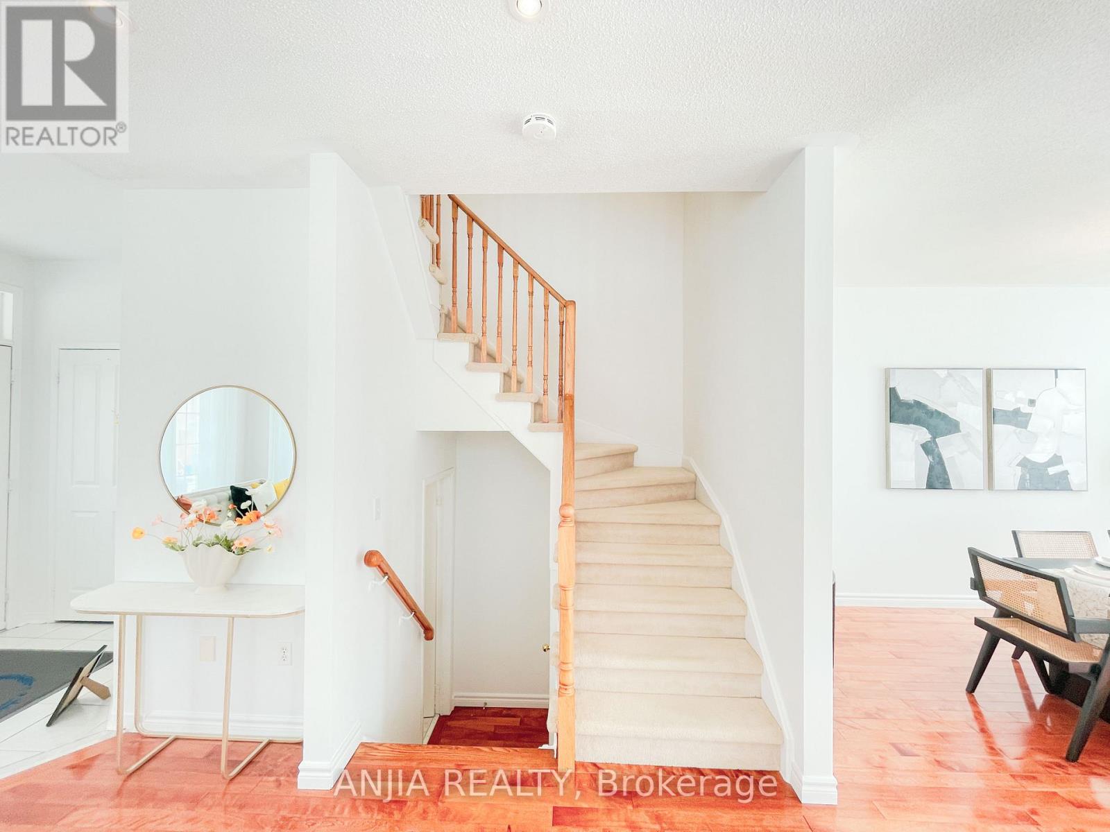 24 Crawford Street, Markham, Ontario  L6C 2L4 - Photo 24 - N12165502