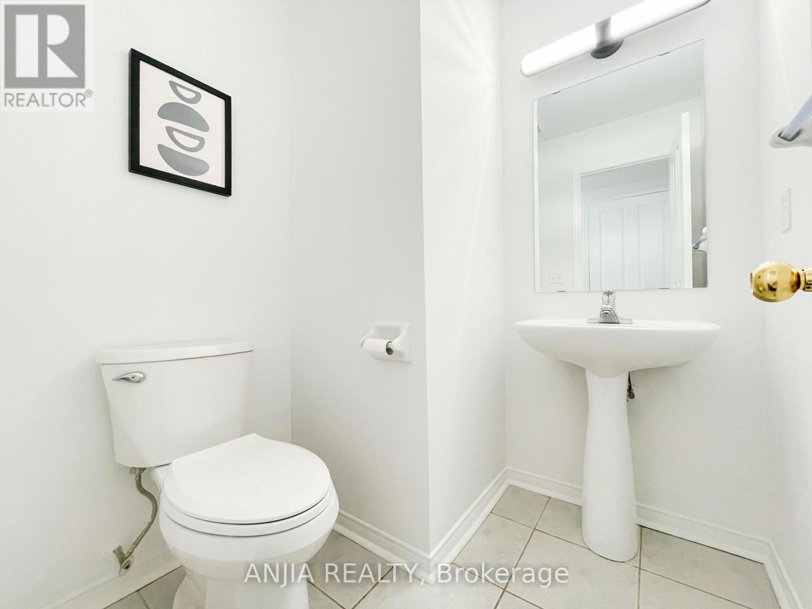 24 Crawford Street, Markham, Ontario  L6C 2L4 - Photo 25 - N12165502