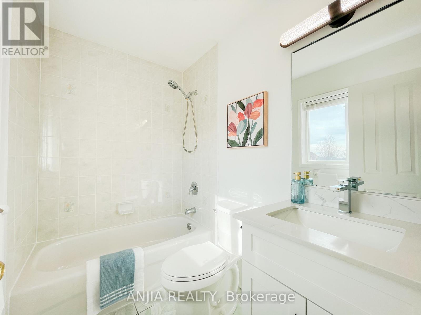 24 Crawford Street, Markham, Ontario  L6C 2L4 - Photo 31 - N12165502