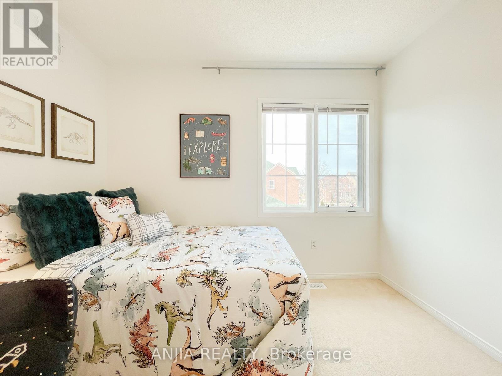 24 Crawford Street, Markham, Ontario  L6C 2L4 - Photo 35 - N12165502