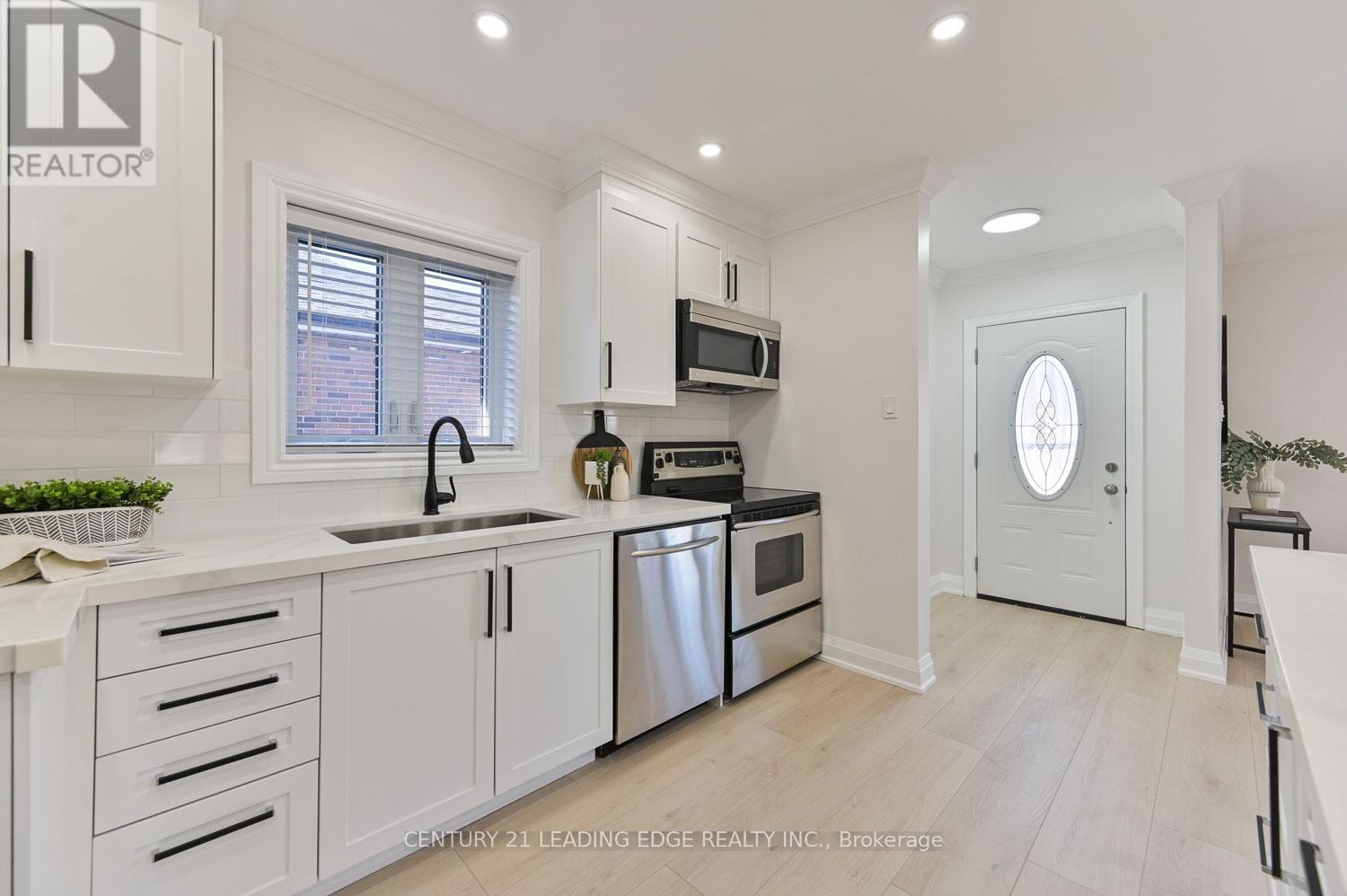 54 Bimbrok Road, Toronto, Ontario  M1K 4T9 - Photo 10 - E12153571