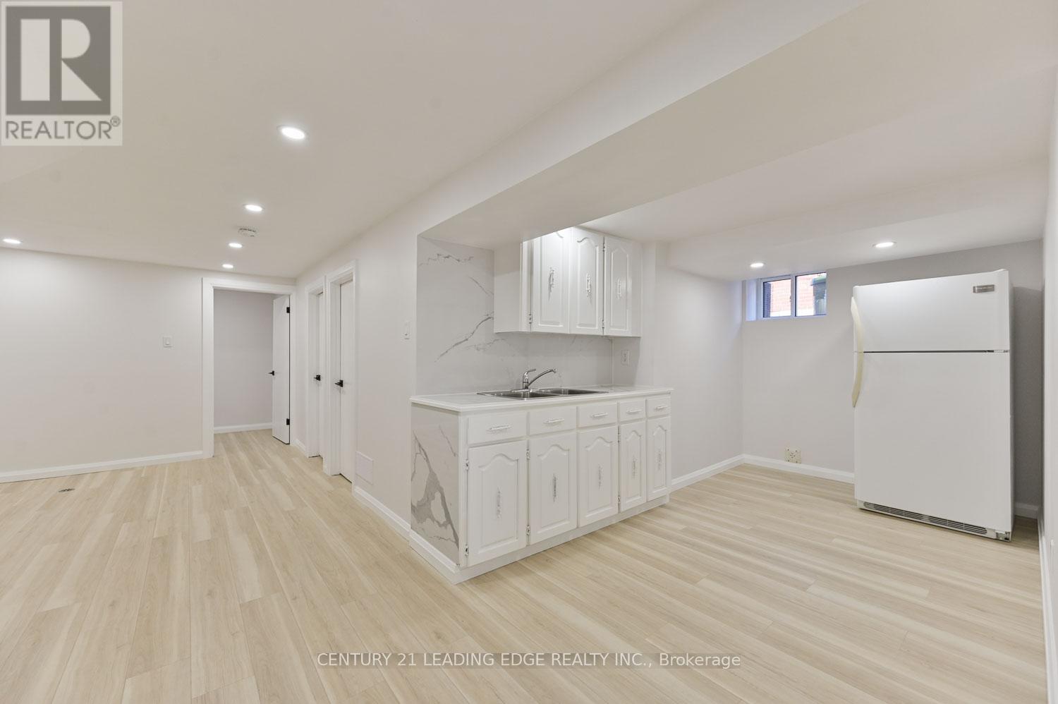 54 Bimbrok Road, Toronto, Ontario  M1K 4T9 - Photo 27 - E12153571