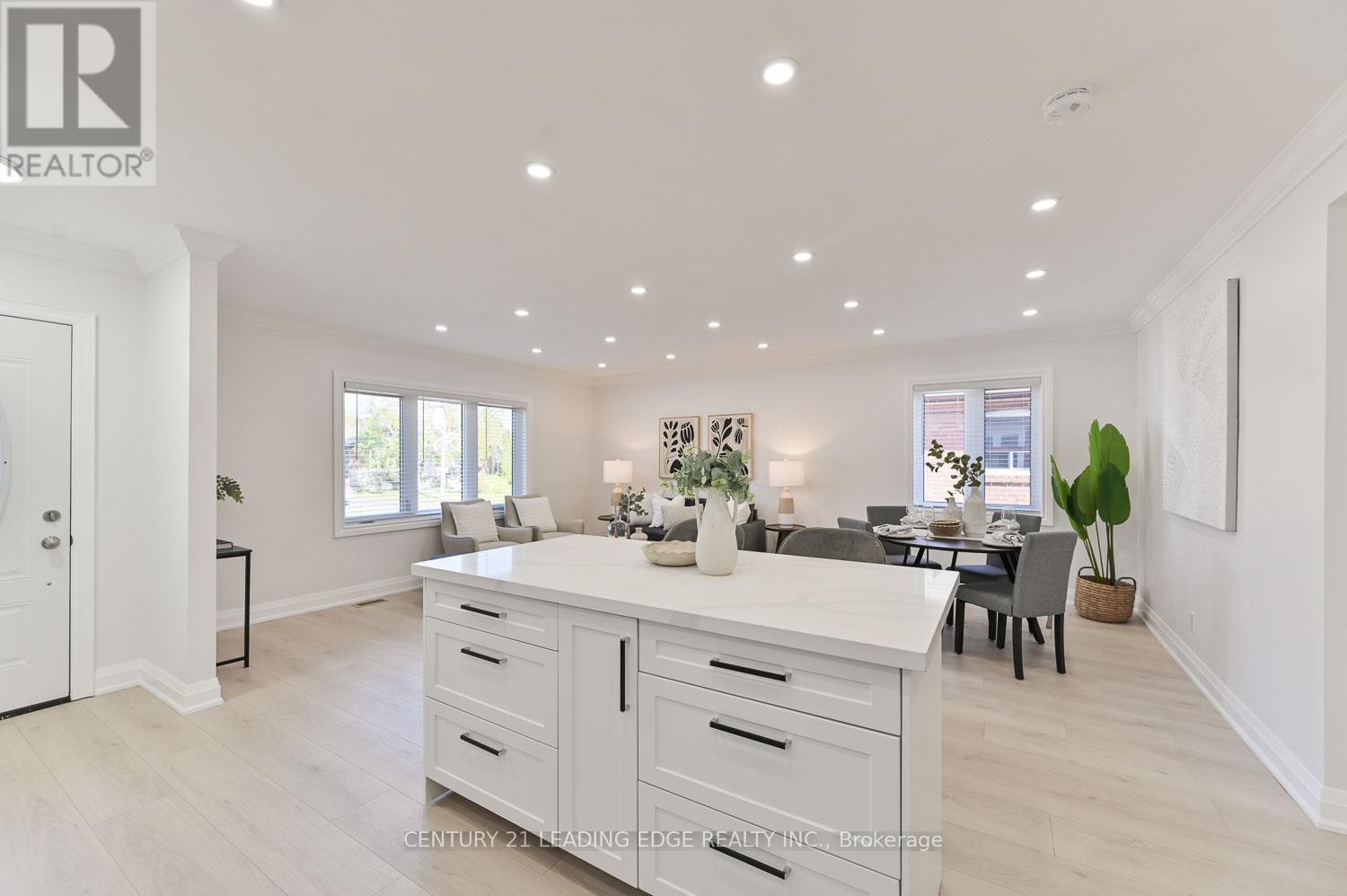 54 Bimbrok Road, Toronto, Ontario  M1K 4T9 - Photo 7 - E12153571