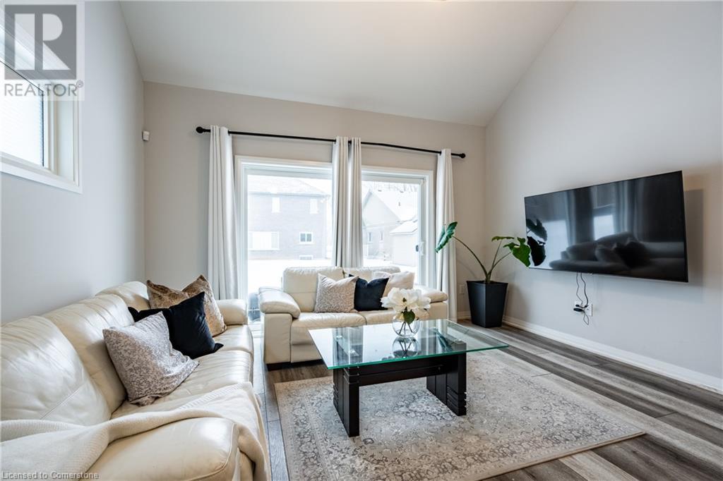 9326 White Oak Avenue, Niagara Falls, Ontario  L2G 3P6 - Photo 18 - 40732339