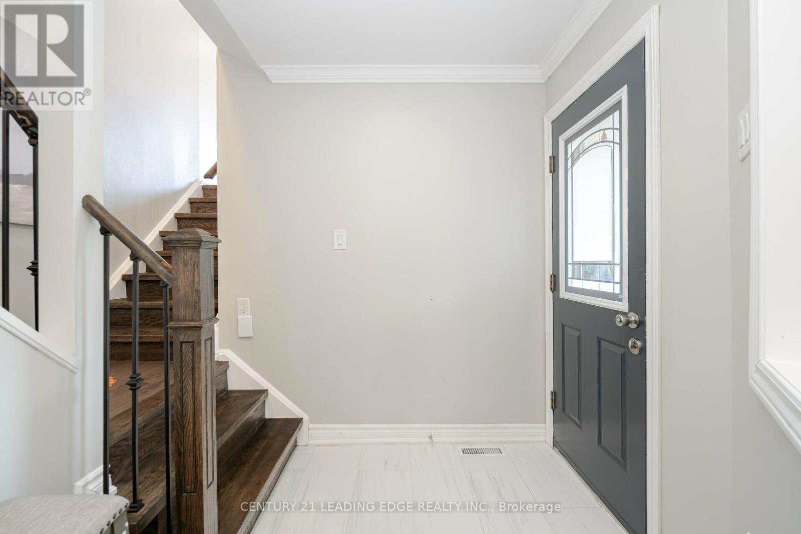 Lease - 2853 Monticello Mews, Mississauga (Meadowvale), Ontario  L5N 4A2 - Photo 5 - W12165383