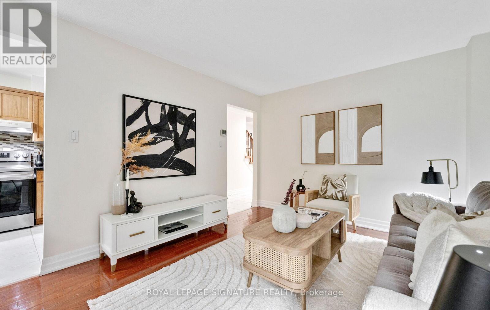 714 Galloway Crescent, Mississauga (Creditview), Ontario  L5C 3W1 - Photo 7 - W12165406