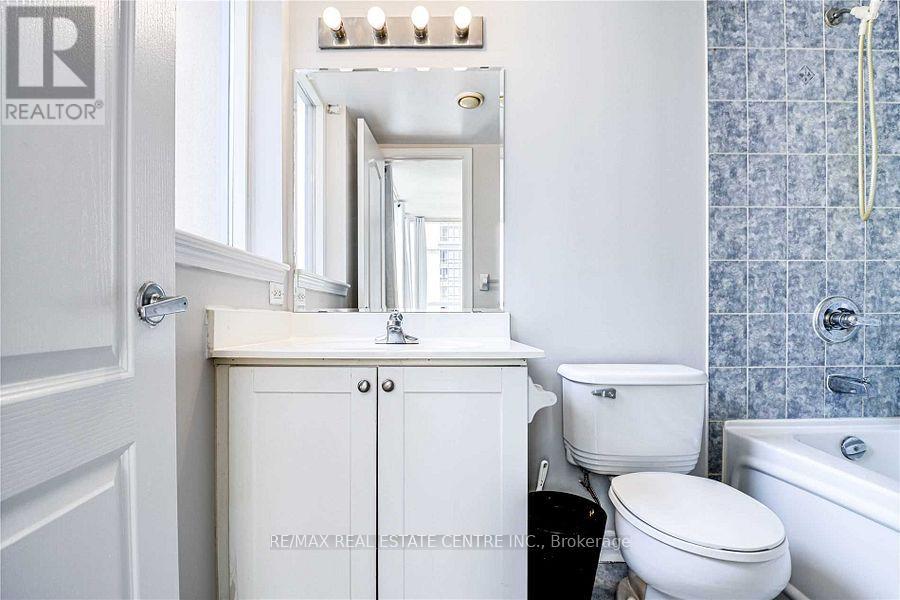2202 - 4090 Living Arts Drive, Mississauga, Ontario  L5B 4M8 - Photo 21 - W12165430