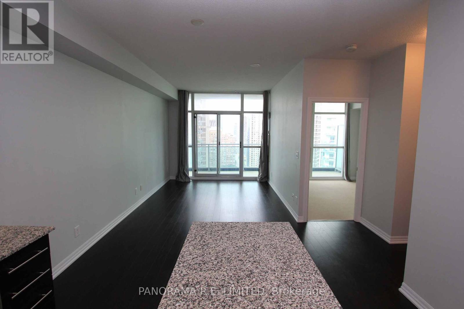 2408 - 223 Webb Drive, Mississauga, Ontario  L5B 0E8 - Photo 10 - W12165482