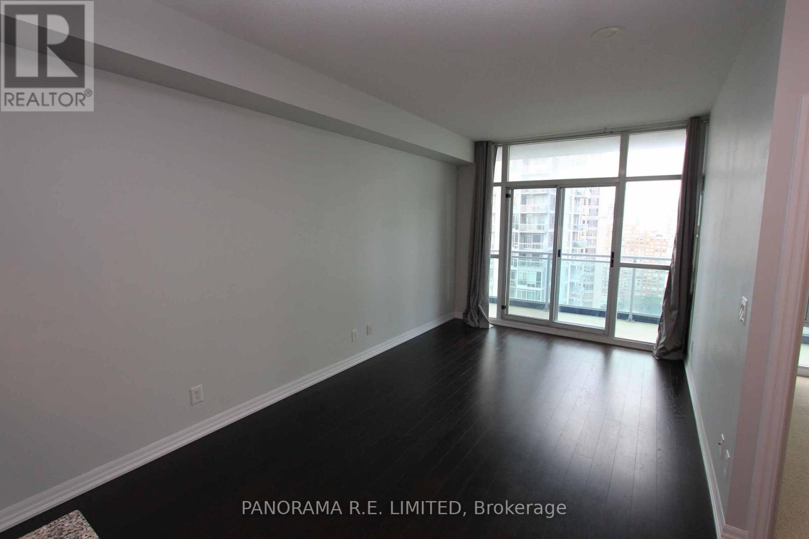 2408 - 223 Webb Drive, Mississauga, Ontario  L5B 0E8 - Photo 4 - W12165482
