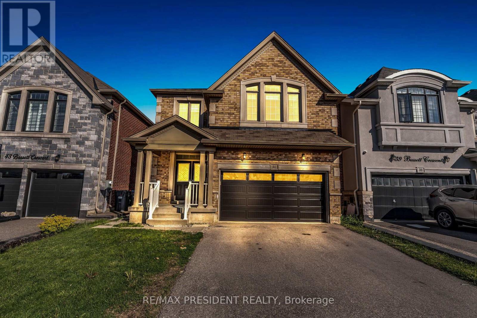 41 BASSETT CRESCENT, Brampton, Ontario