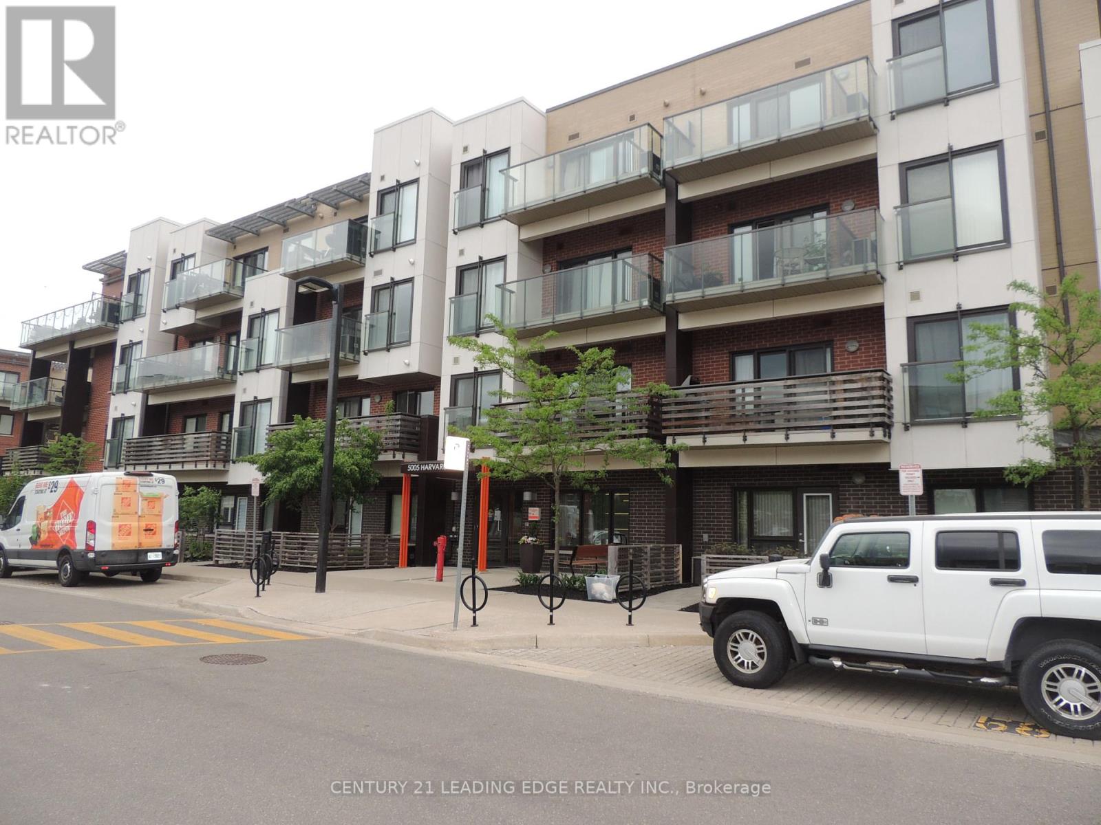Property at 214 - 5005 HARVARD ROAD image 3