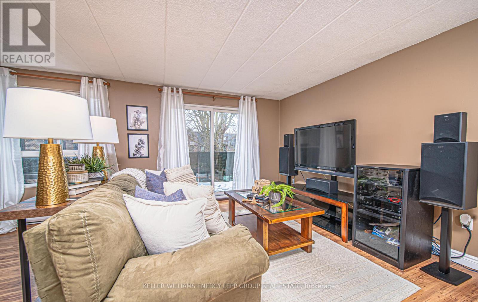 Property at 91 - 53 TAUNTON ROAD E image 5