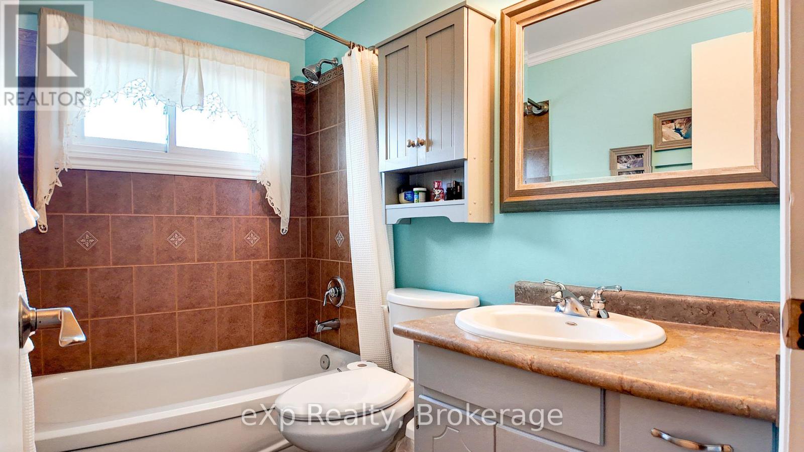 12 Karin Crescent, Brockton, Ontario  N0G 2V0 - Photo 23 - X12165635