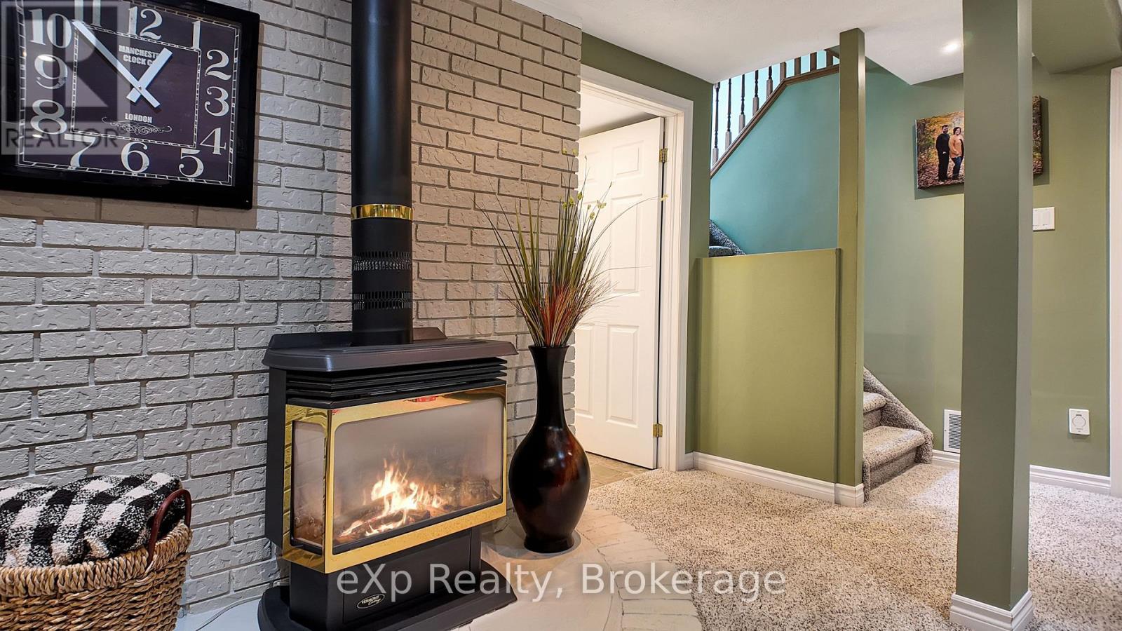 12 Karin Crescent, Brockton, Ontario  N0G 2V0 - Photo 25 - X12165635