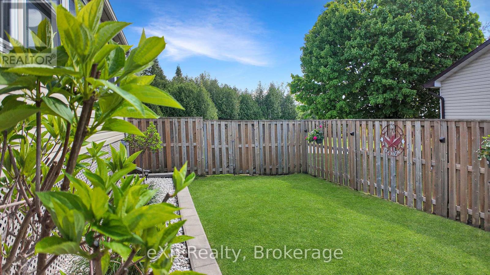 12 Karin Crescent, Brockton, Ontario  N0G 2V0 - Photo 39 - X12165635