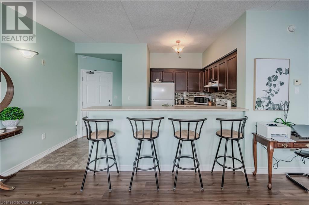 308 Watson Parkway N Unit# 220, Guelph, Ontario  N1E 0G7 - Photo 19 - 40728549
