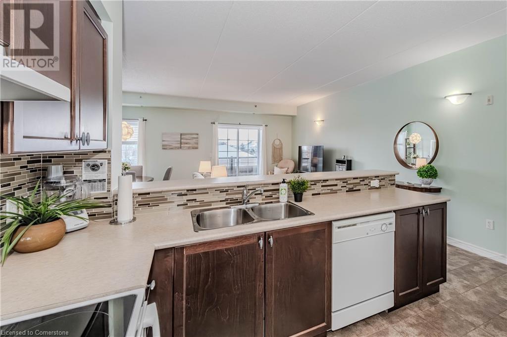 308 Watson Parkway N Unit# 220, Guelph, Ontario  N1E 0G7 - Photo 23 - 40728549