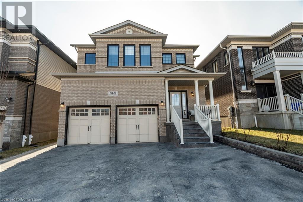 565 FLORENCEDALE Crescent, Kitchener, Ontario