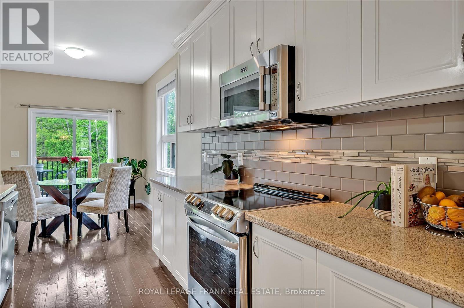 989 Avery Avenue, Peterborough North, Ontario  K9J 0H1 - Photo 11 - X12165543