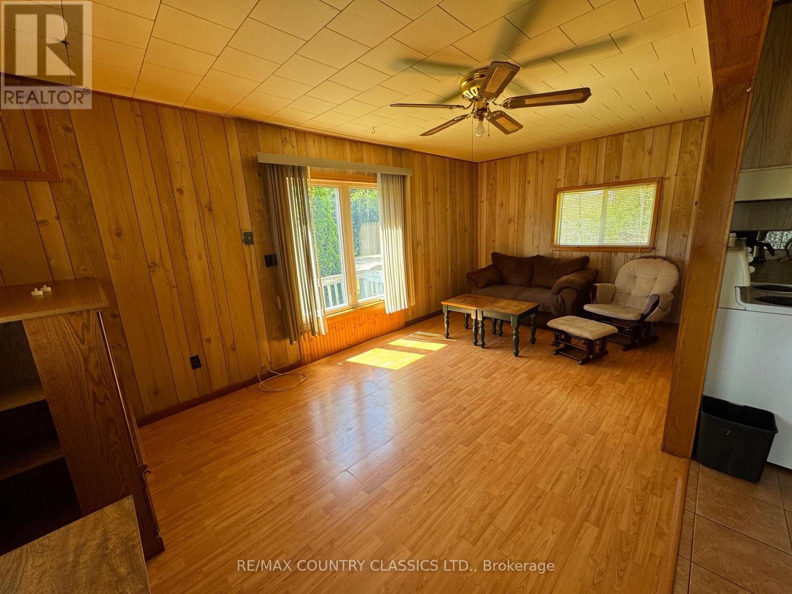 929 Musclow Greenview Road, Hastings Highlands, Ontario  K0L 1C0 - Photo 6 - X12165622