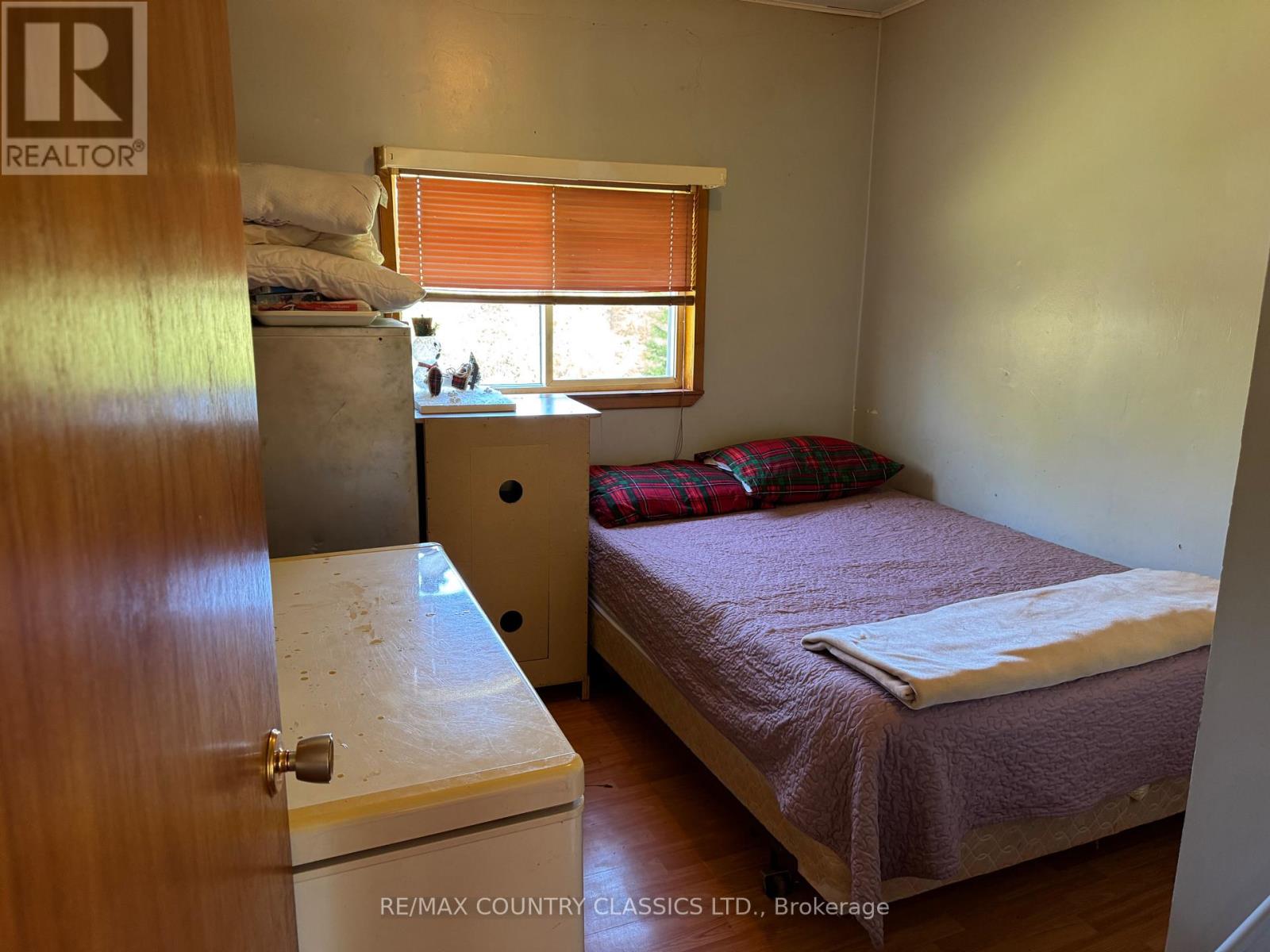 929 Musclow Greenview Road, Hastings Highlands, Ontario  K0L 1C0 - Photo 8 - X12165622