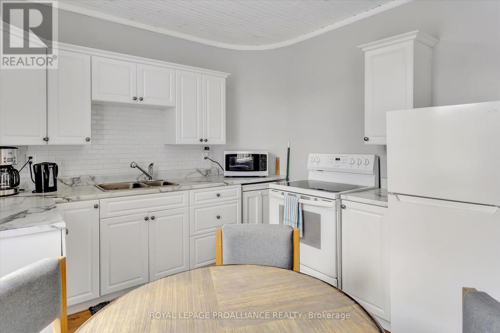 32977 Highway 62 N, Hastings Highlands, Ontario  K0L 2S0 - Photo 14 - X12165628