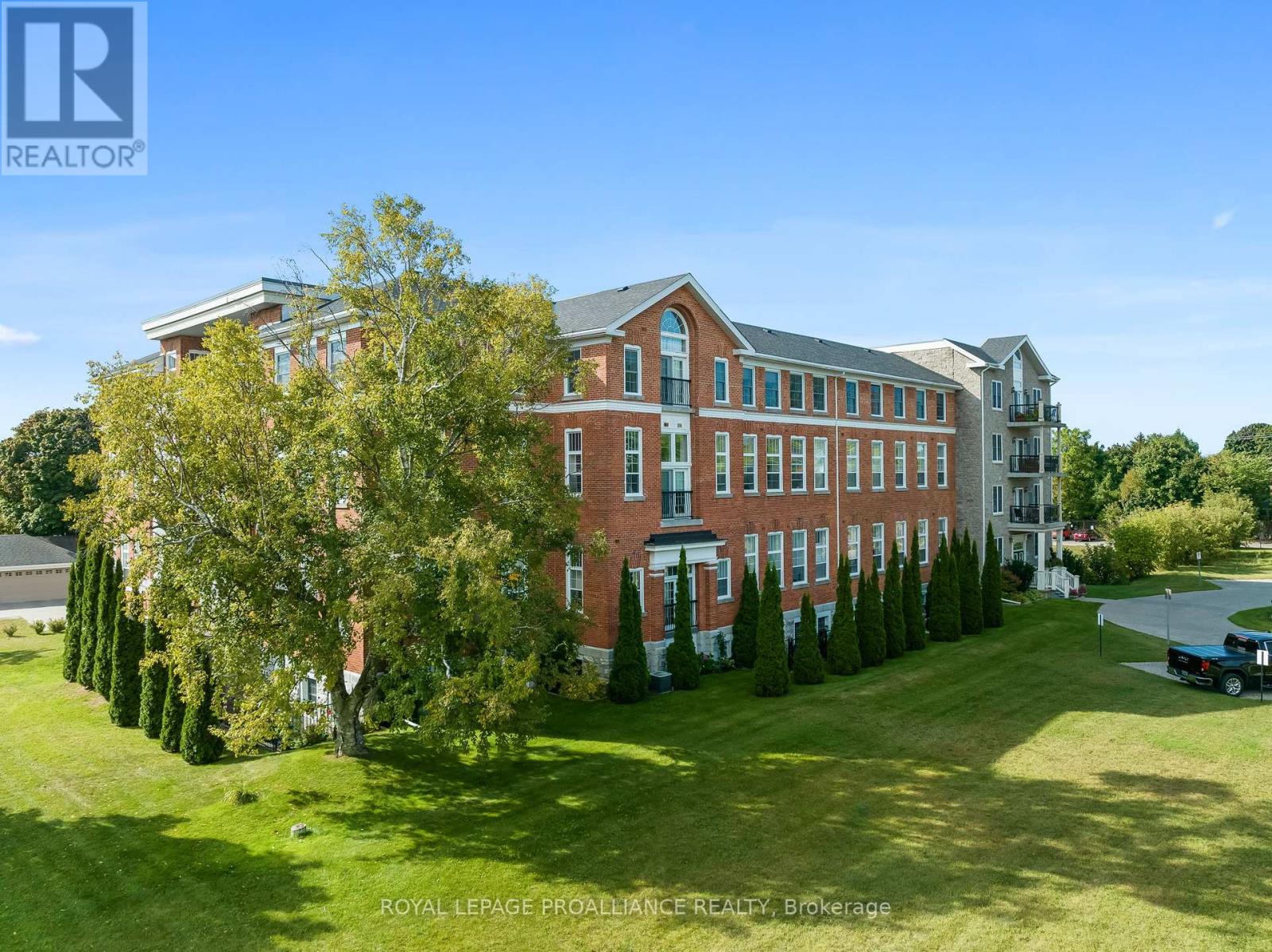 206 - 323 GEORGE STREET, Cobourg, Ontario