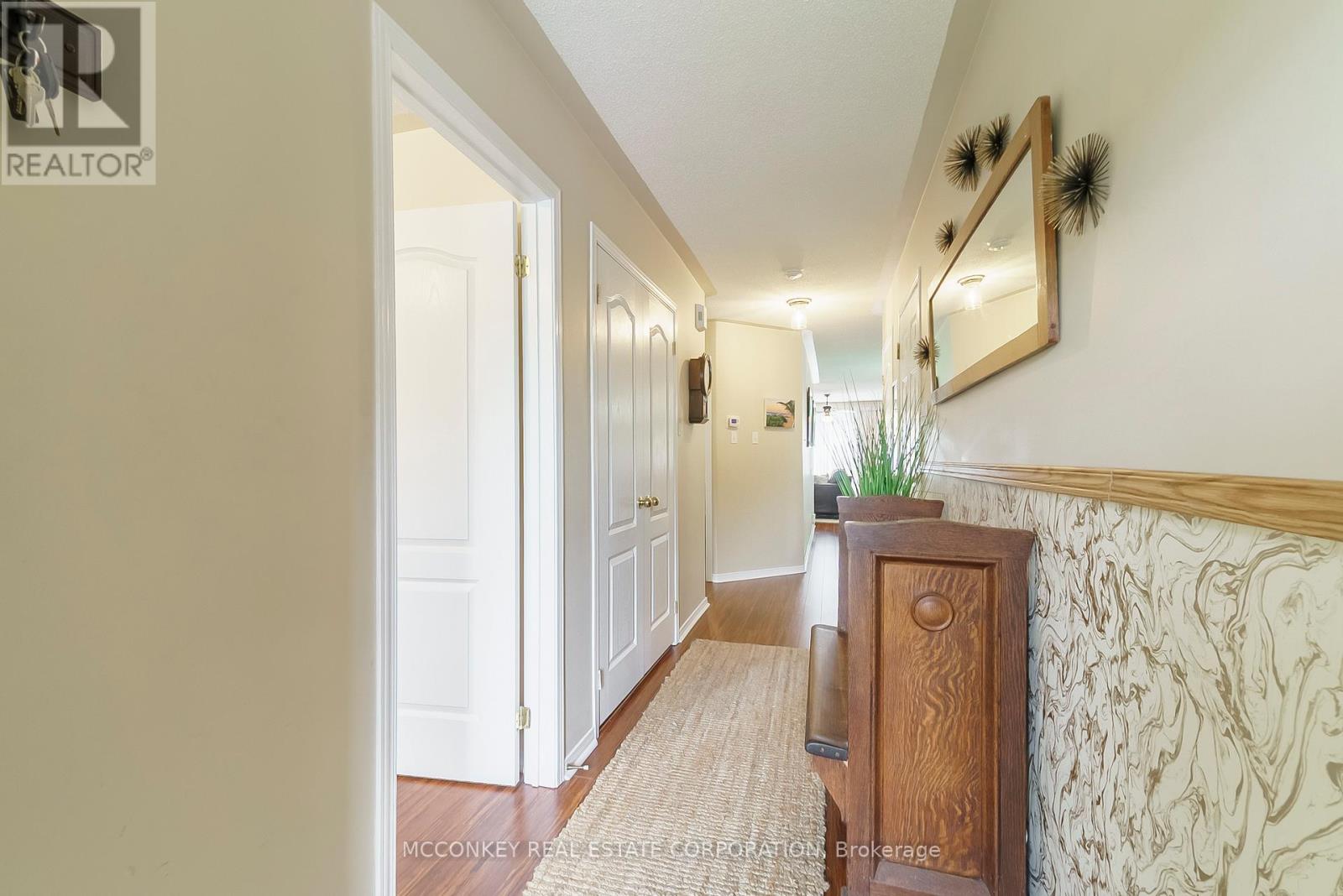 374 Spillsbury Drive, Peterborough West, Ontario  K9K 2N6 - Photo 5 - X12165714