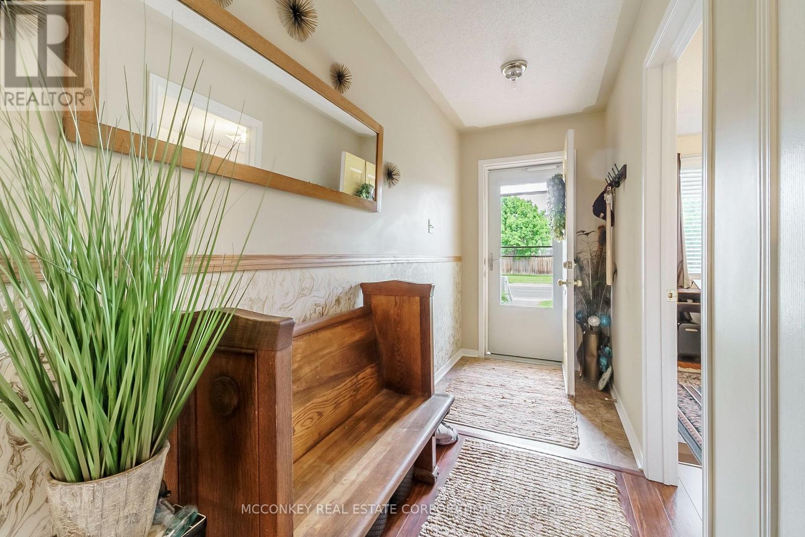 374 Spillsbury Drive, Peterborough West, Ontario  K9K 2N6 - Photo 6 - X12165714
