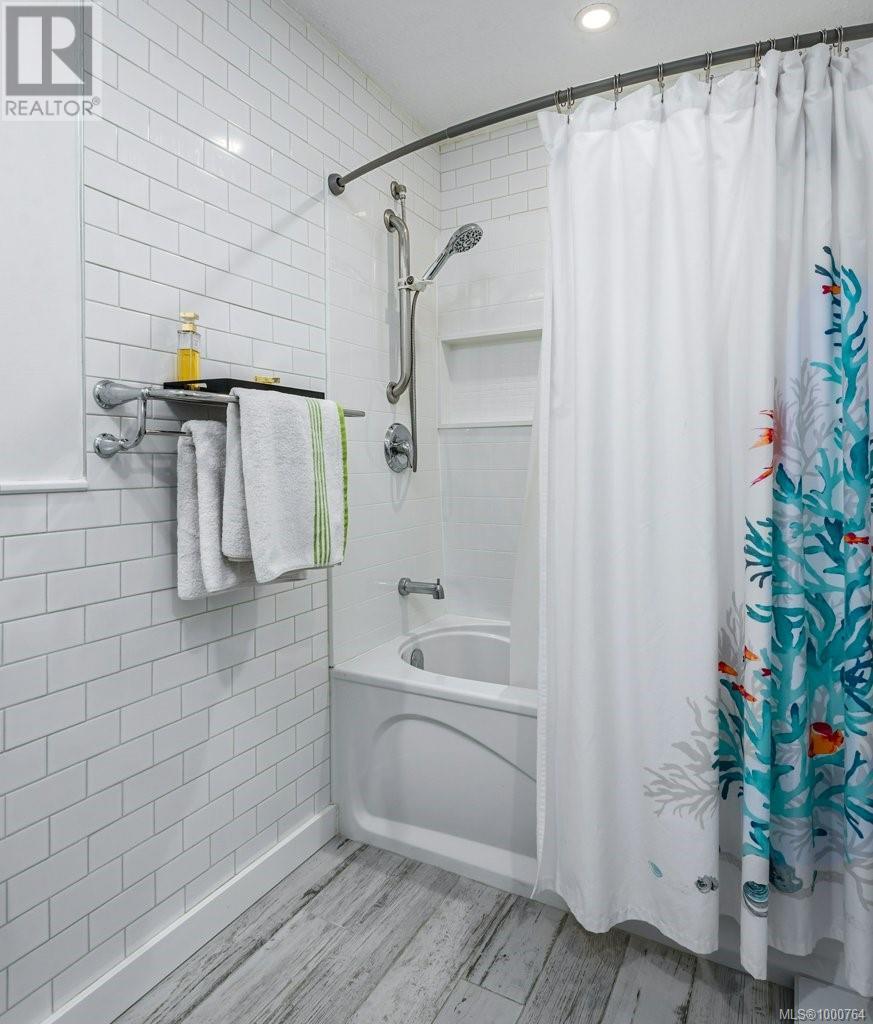 491 26th St, Courtenay, British Columbia  V9N 6V1 - Photo 22 - 1000764