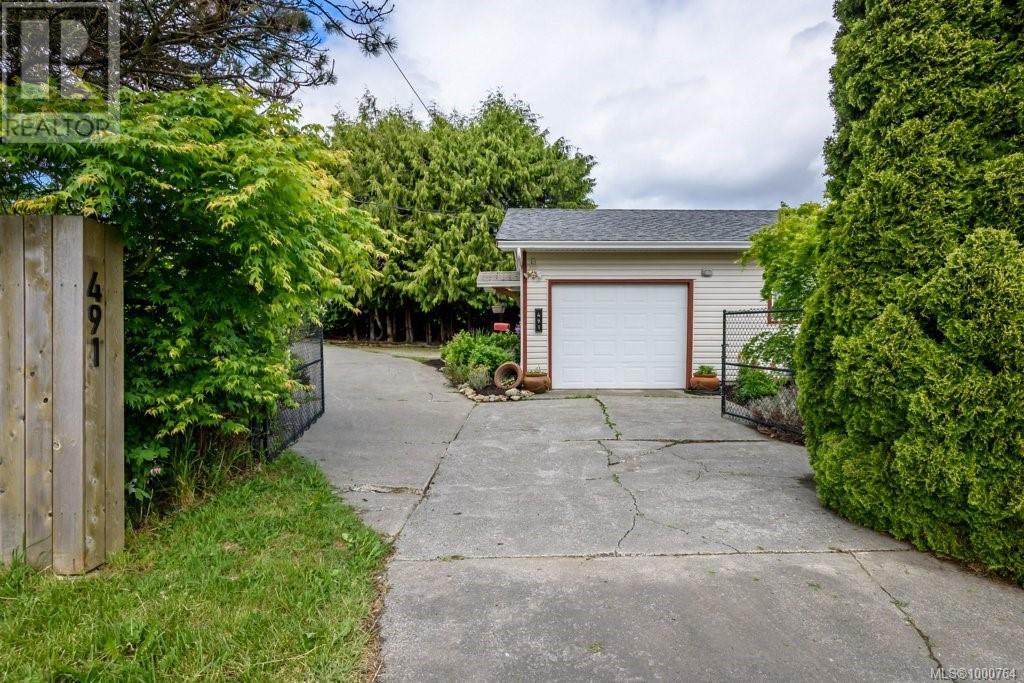 491 26th St, Courtenay, British Columbia  V9N 6V1 - Photo 24 - 1000764